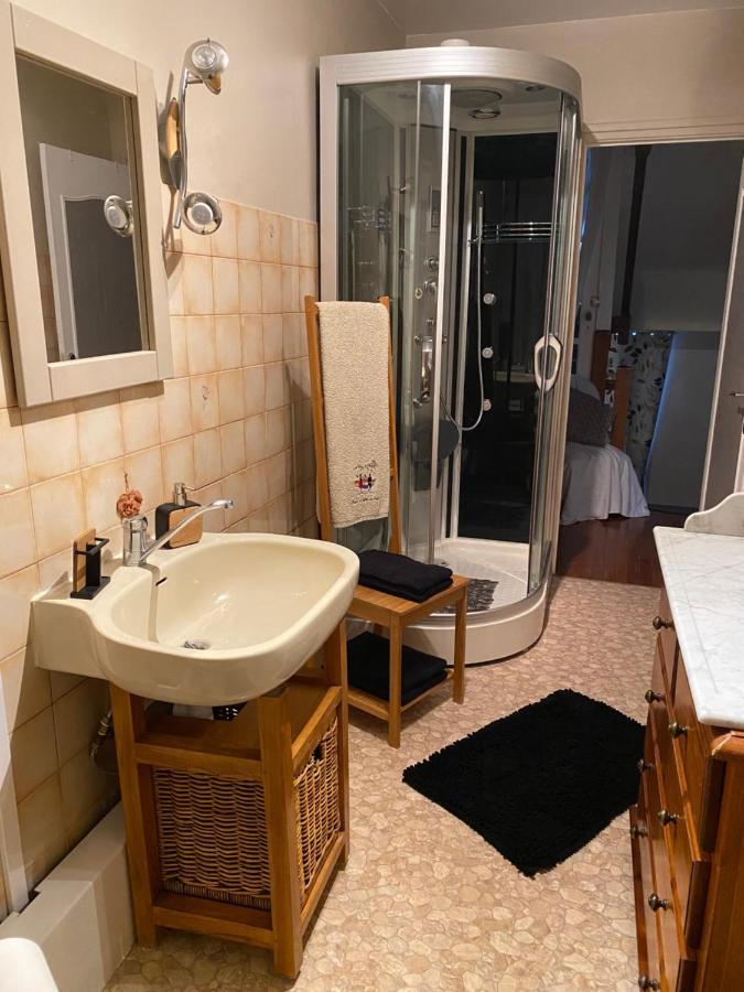 Libellule Villa Carignan Luaran gambar