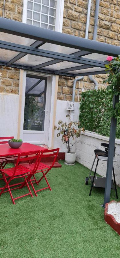 Libellule Villa Carignan Luaran gambar